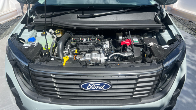 Ford Transit Courier Diesel 1.5 EcoBlue Limited Van - Image 8